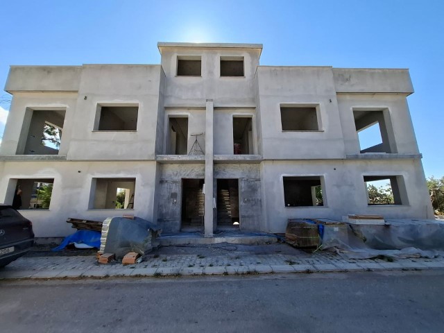 Alayköy'de 3+1 ikiz villa