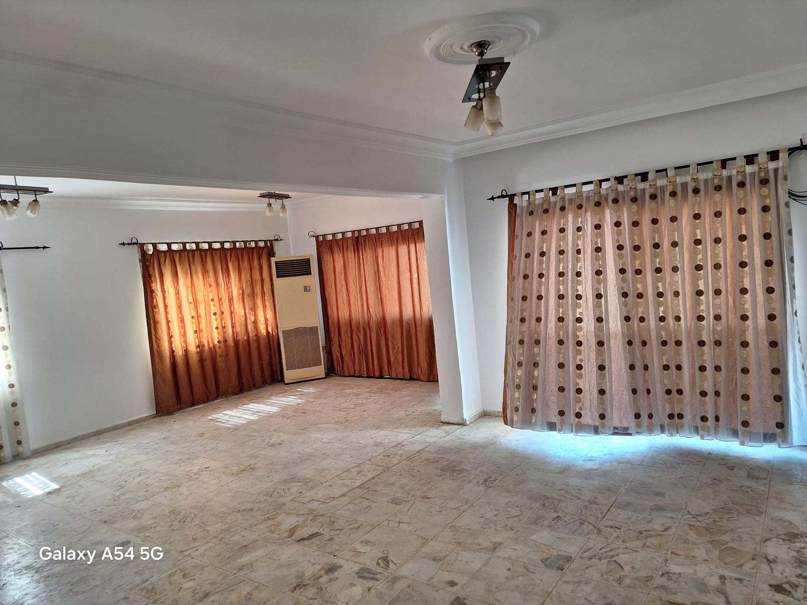 Unfurnished 3+1 Apartment for Rent in Göçmenköy, Nicosia