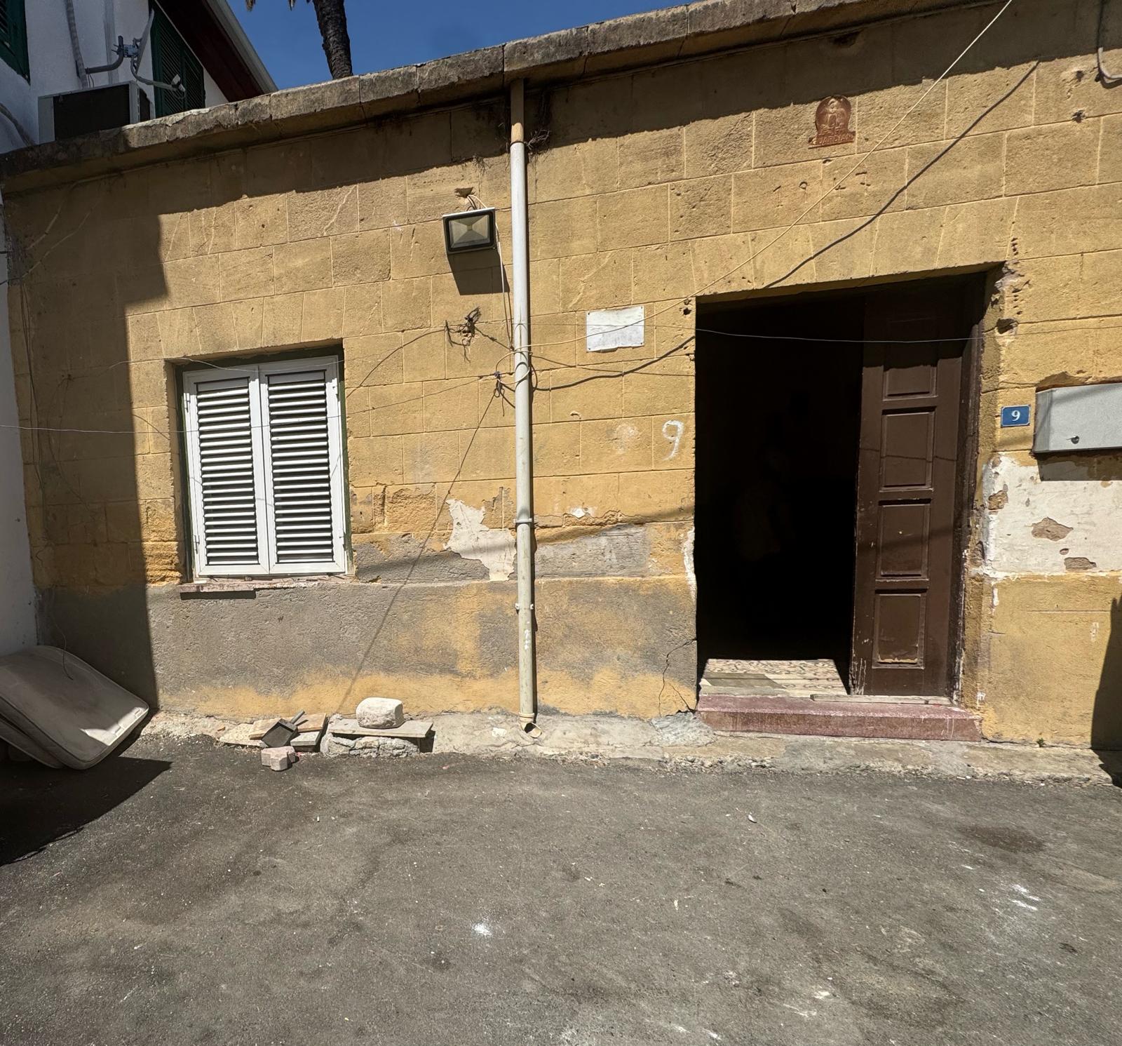 OWN A PIECE OF HISTORY IN LEFKOSA WALLED CITY! 1947-Built Stone Mansion with Guardian Plaque | Unique Investment Opportunity