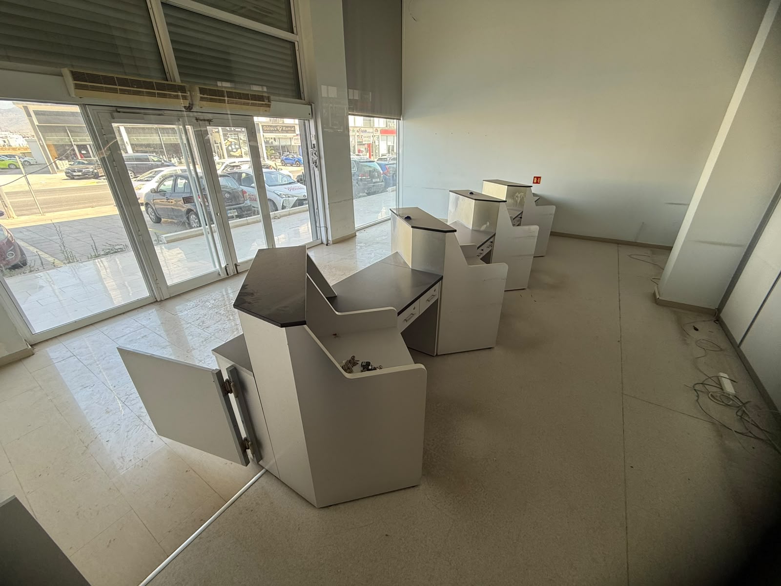 KÜÇÜK KAYMAKLI’DA 270 m² KİRALIK İŞ YERİ!