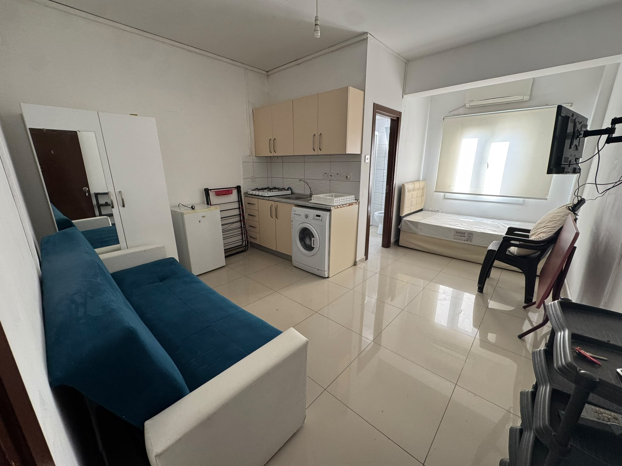 HAMİTKÖY ANA CADDE ÜSTÜ KİRALIK STÜDYO