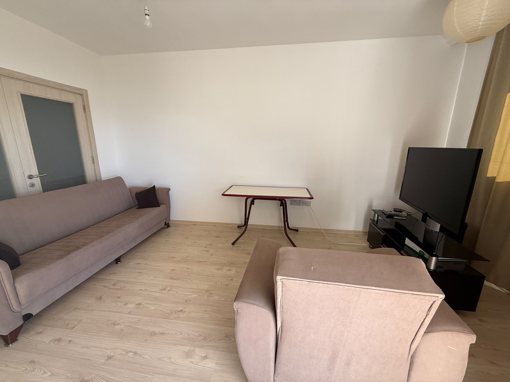 Просторная квартира 3+1 площадью 140 м² в аренду в Дикмене