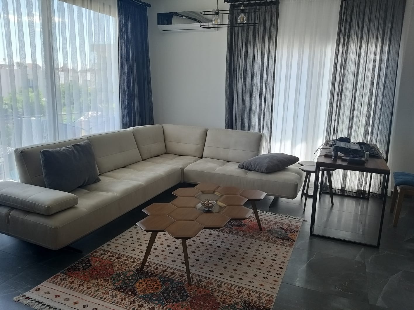 GÖNYELİ 2+1 Kiralık Daire – 60 m² Geniş Teras
