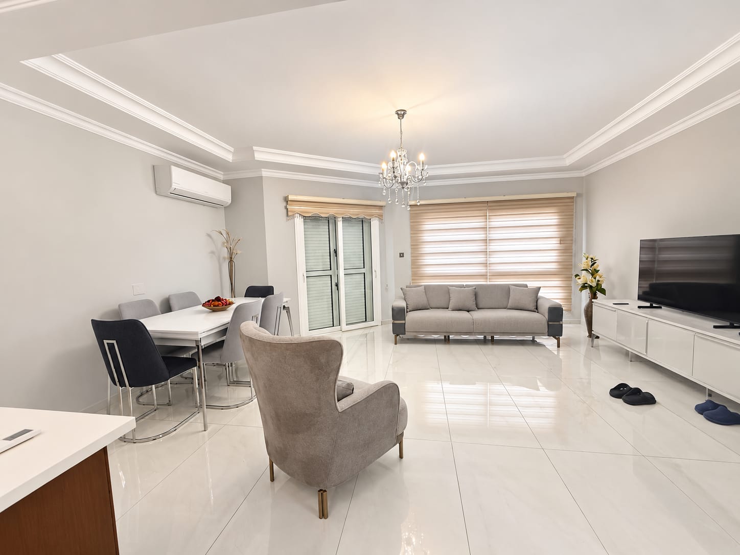 Gönyeli'de Geniş Penthouse 2+1 Daire